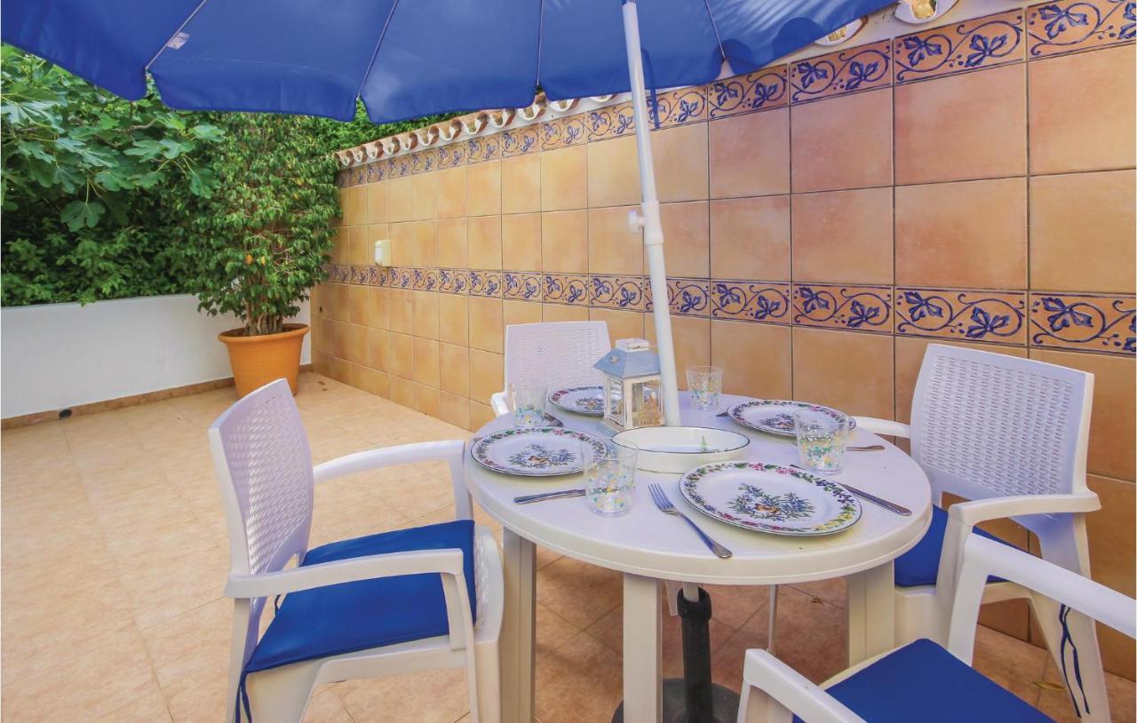 Gorgeous Apartment In Urb El Chaparral With Wifi Ла-Кала-де-Михас Экстерьер фото